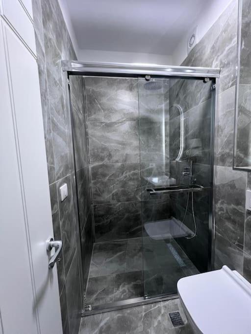Inizio Apartment Shkodër Buitenkant foto
